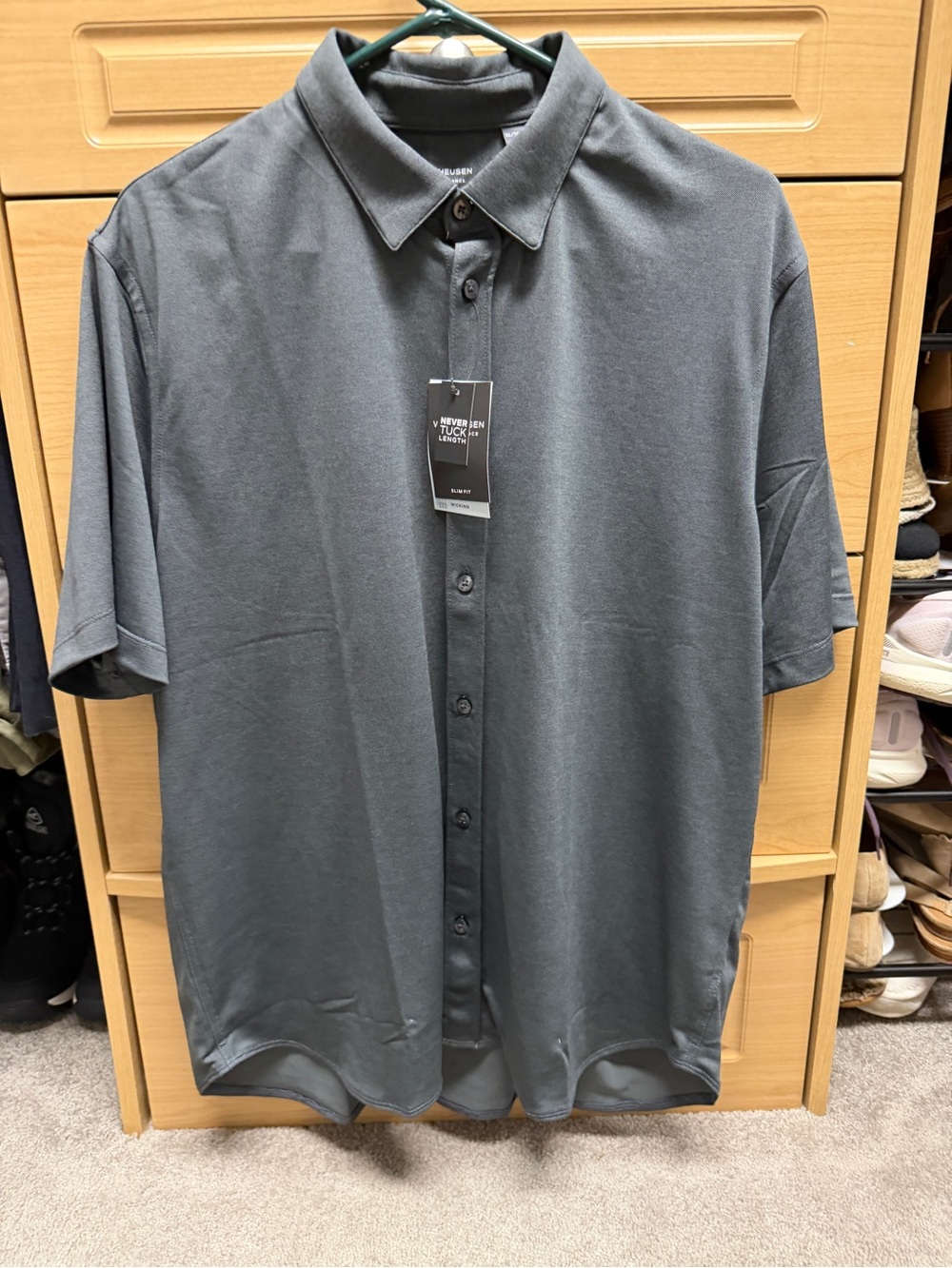 Van Heusen Men's Short-Sleeve Button-Down Shirt - Charcoal Gray